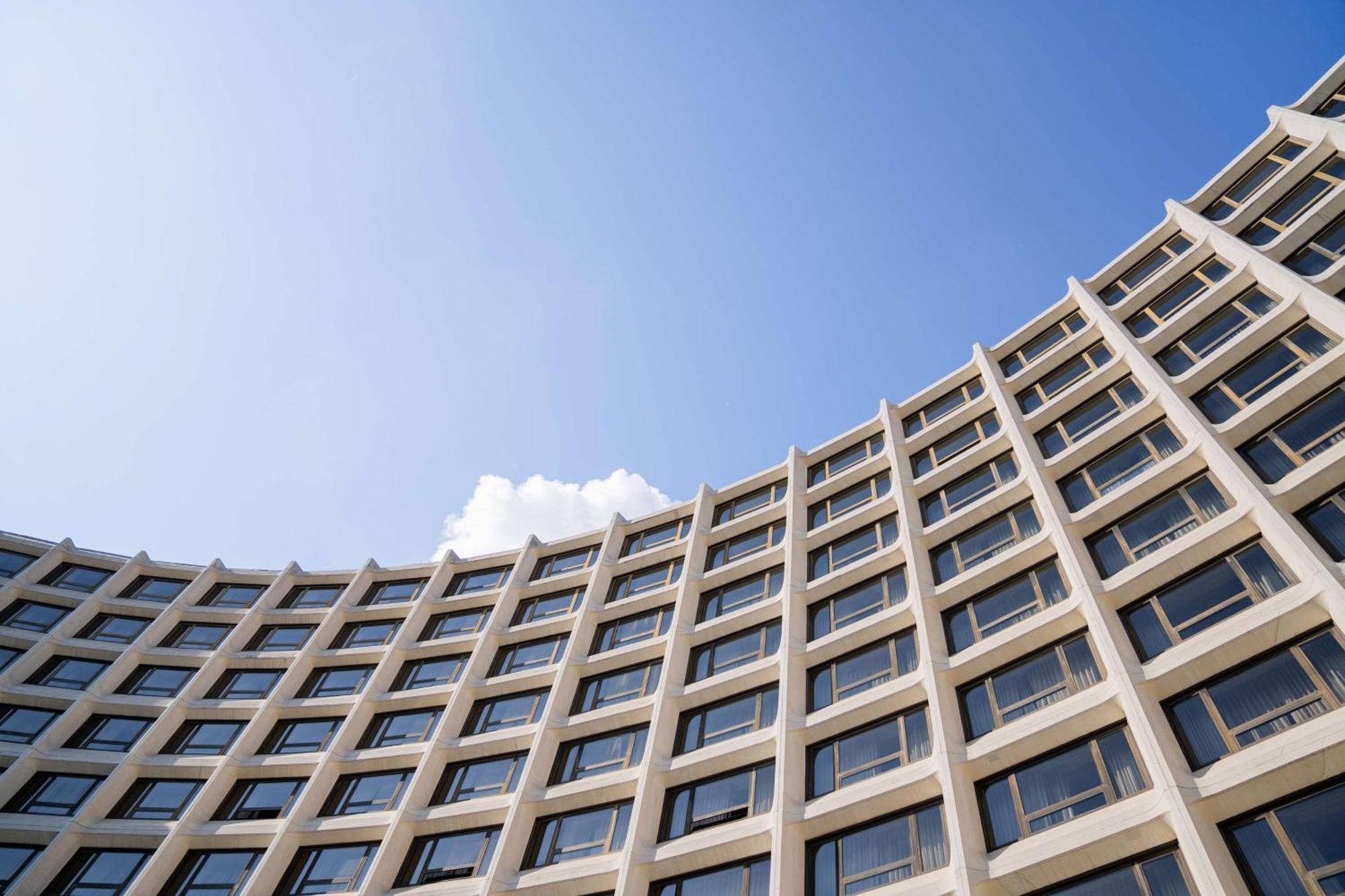 Отель Washington Hilton Экстерьер фото