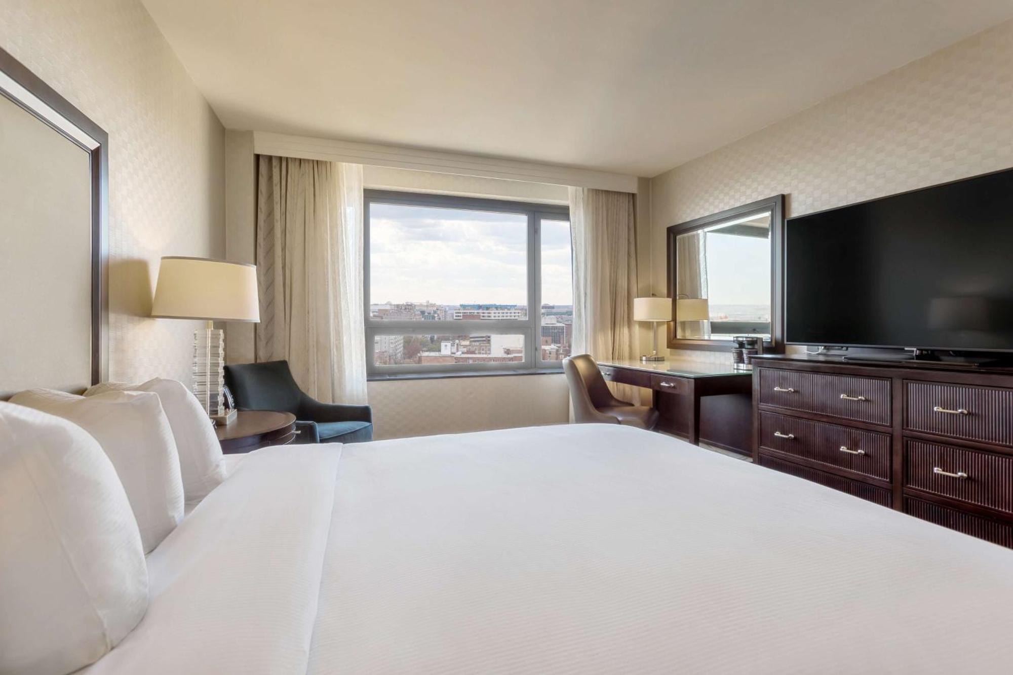 Отель Washington Hilton Экстерьер фото